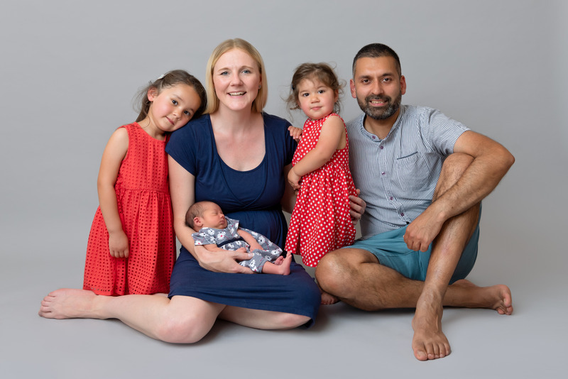 22 - Newborns, siblings & parents