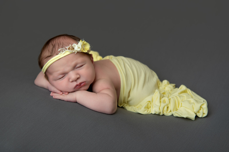 18 - Newborns, siblings & parents
