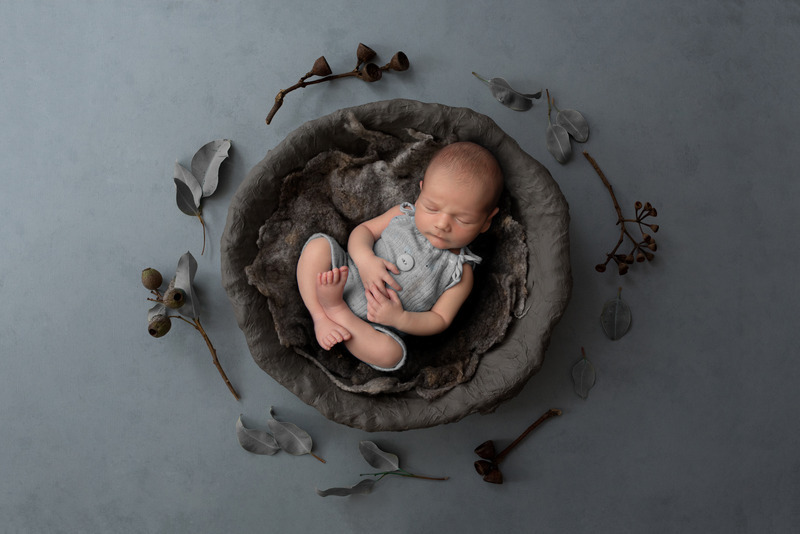 25 - Newborns, siblings & parents