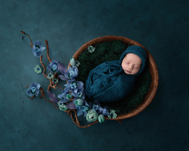 24 - Newborns, siblings & parents