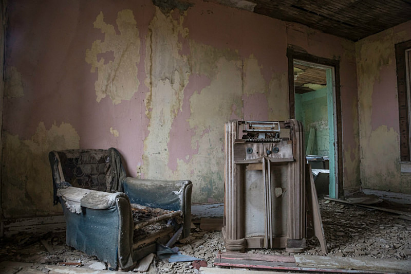 Interior, Williams County. - Abandoned on the Plains