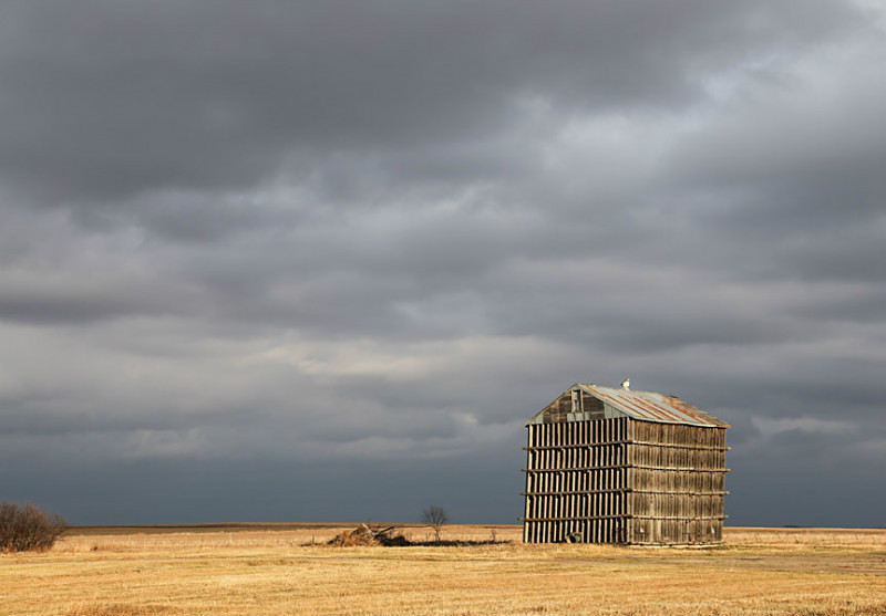Barn, Zeeland, North Dakota - Abandoned on the Plains