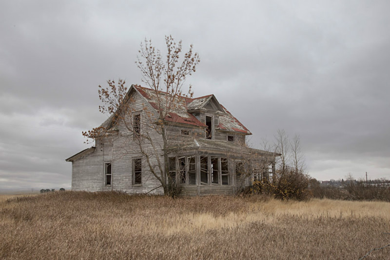 Abandoned house, North Dakota. - Abandoned on the Plains
