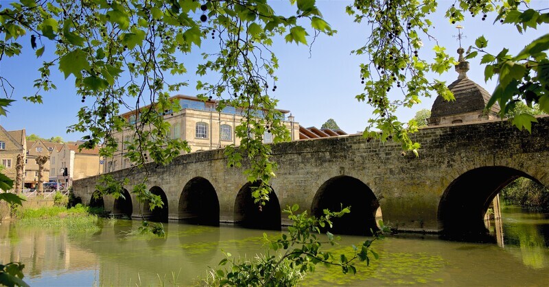 Town Bridge and Chapel,Bradford on Avon,Wiltshire. EDC 309. - Bath