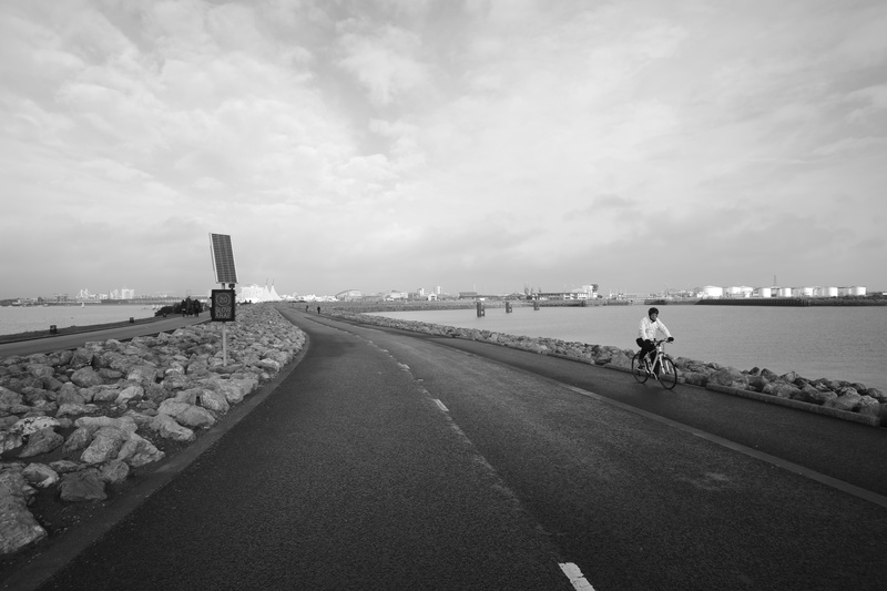 Along the Barrage - Bay and Barrage