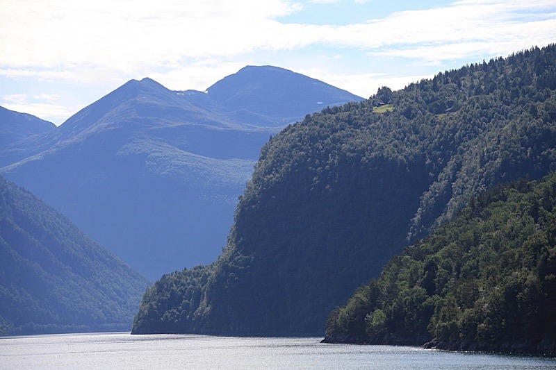 Geiranger Fjord - Norwegian coastal road