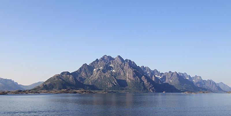 Lofoten - Norwegian coastal road