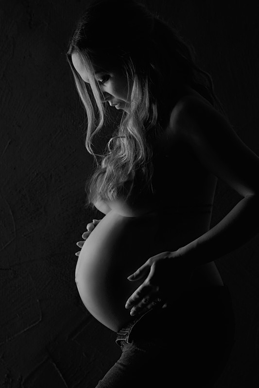 Artistic Pregnancy Photography - Pregnancy