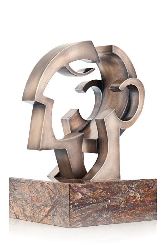 Sculptures And Artwork Shot In Studio - Product Photography