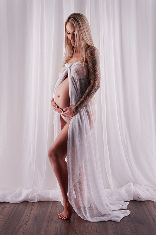 Artistic Pregnancy Photography - Pregnancy