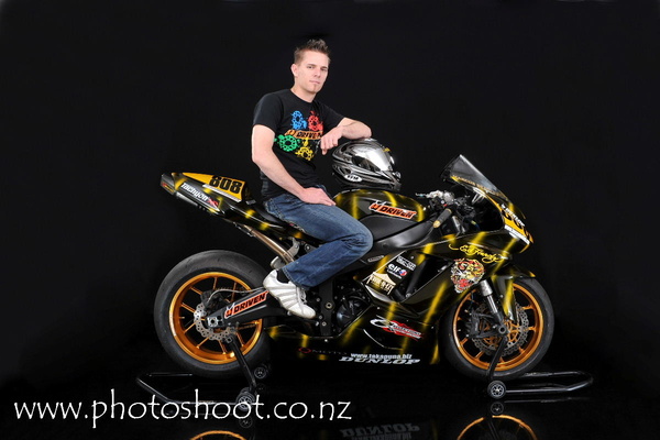  - Biggles Racing
