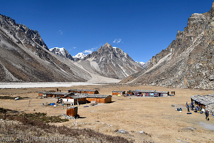 Lhonak (4780m) - Kanchenjunga trek (2018)