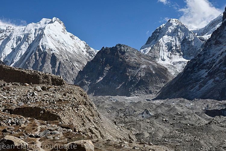 Tent peak (7177m) and Kangchenjunga glacier - Kanchenjunga trek (2018)