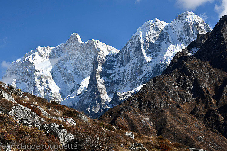 Jannu (7771m) and Sobo Thongje (6670m) - Kanchenjunga trek (2018)