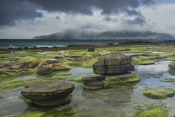 Rocky shore, Eigg - Inner Hebrides - Skye and Eigg