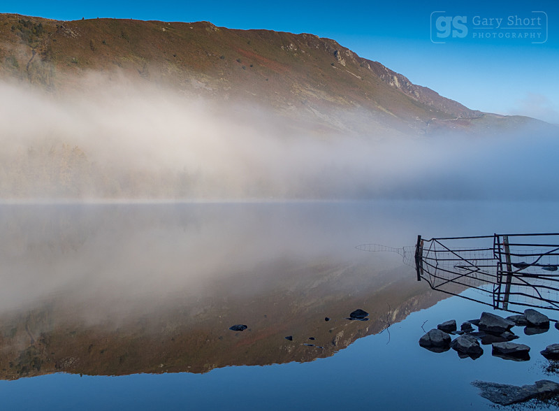 Early mist, Llyn Crafnant - Snowdonia images