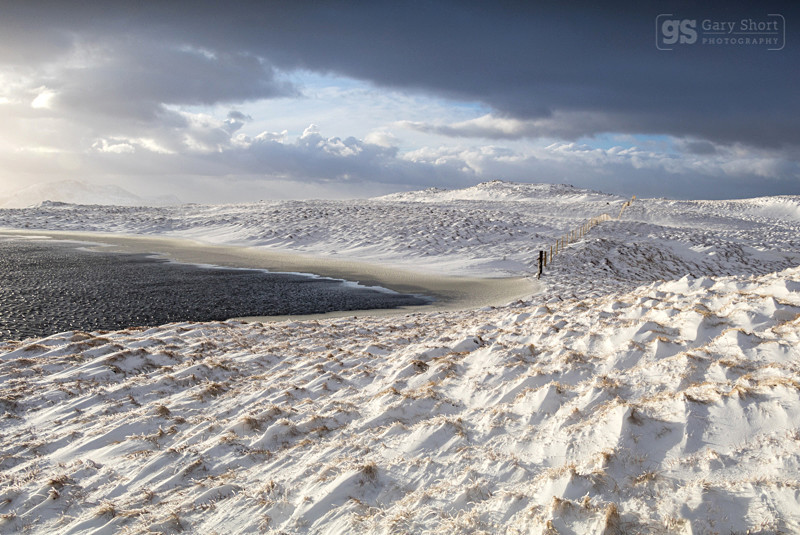 Icy waters, Llyn y Fign - Snowdonia images