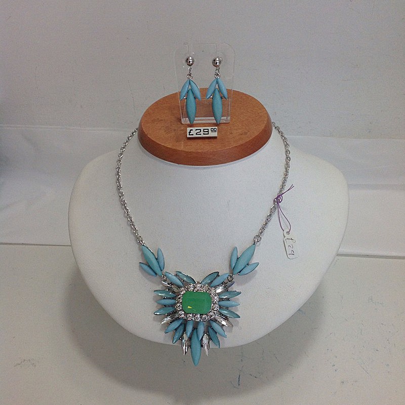 Set 59 - Fashion Jewellery    All sets £29.00