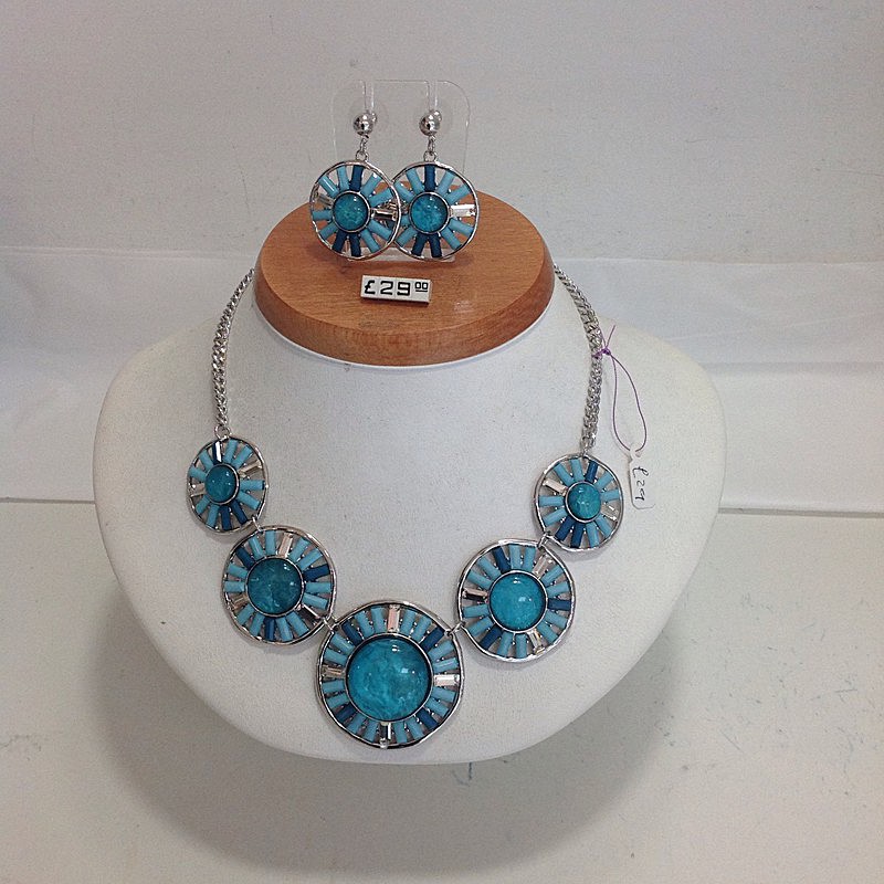 Set 58 - Fashion Jewellery    All sets £29.00