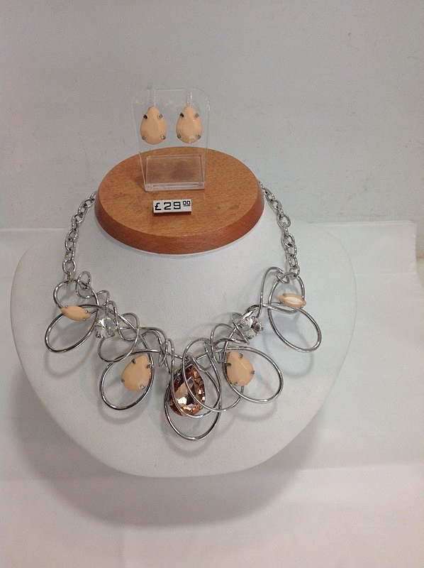 Set 14 - Fashion Jewellery    All sets £29.00