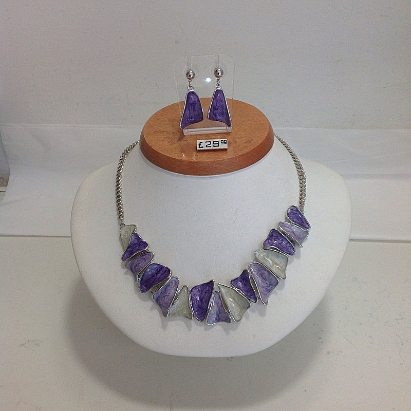 Set 53 - Fashion Jewellery    All sets £29.00