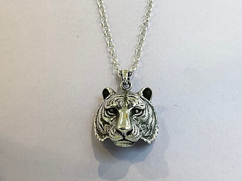 Silver lion head pendant.   £69.00 - Introducing our new silver collection