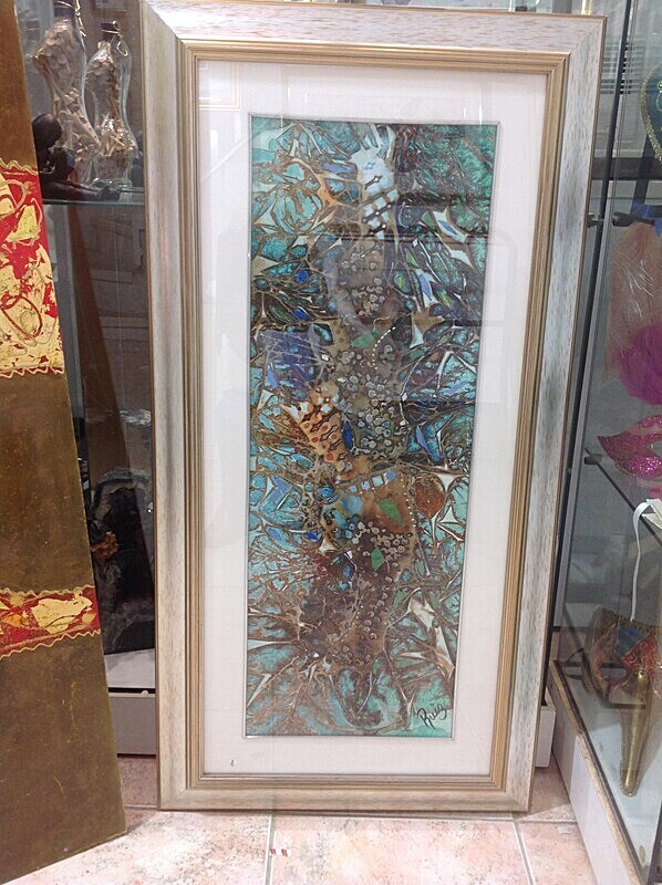 No 25 . £300 - Rosalyn Ruiz