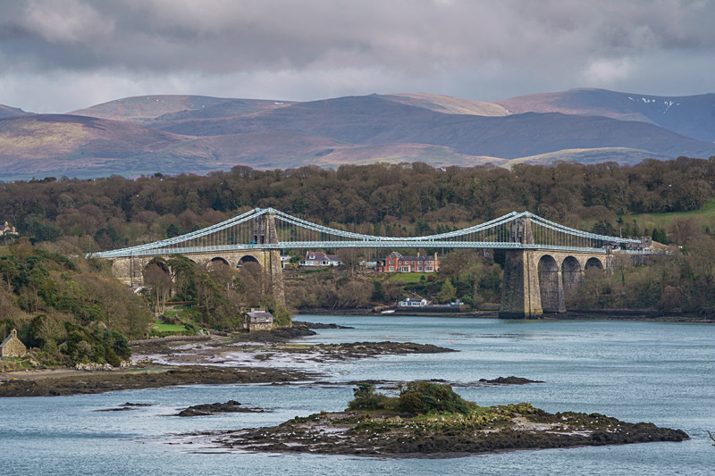 Menai Crossing - Out and About