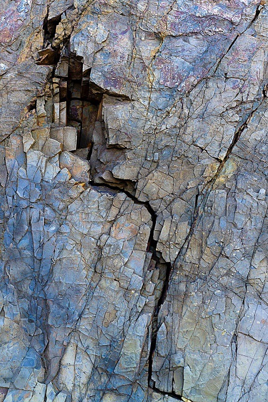 Fracture - Abstract and Geology