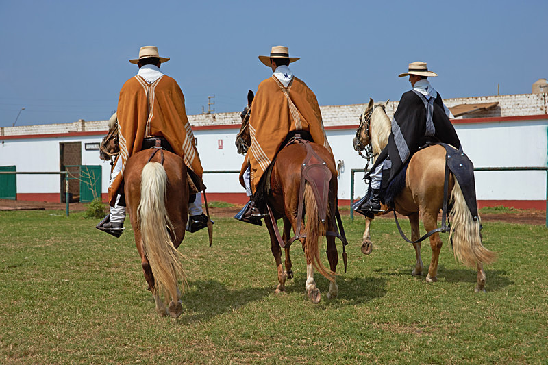 Tres Hombres - Peru