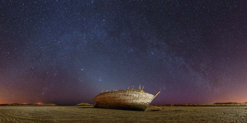Bunbeg Wreck. - Donegal's Sky at Night