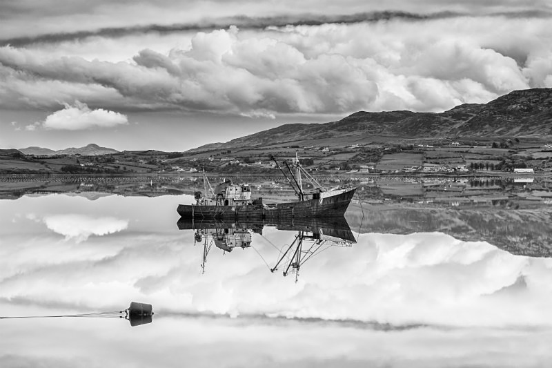 Cranford Boat - Black & White