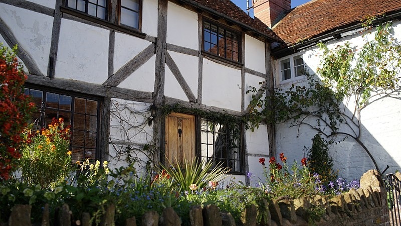  - Godalming, Surrey UK