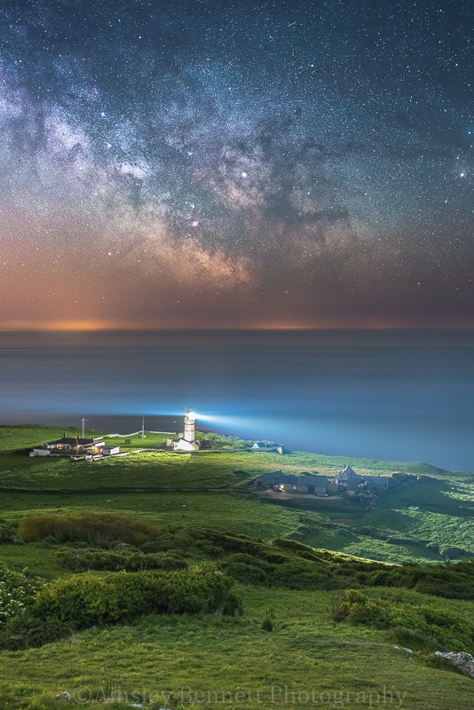 ab382 St Catherines lighthouse under the milky way - St Catherine's point and Castlehaven