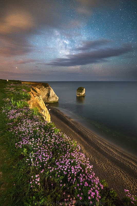ab482 The Milky way over Freshwater bay - The Isle of Wight by night