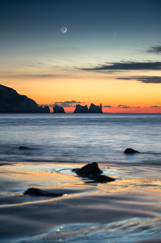 ab667 The Crescent Moon Venus and Saturn over the Needles - Latest Images