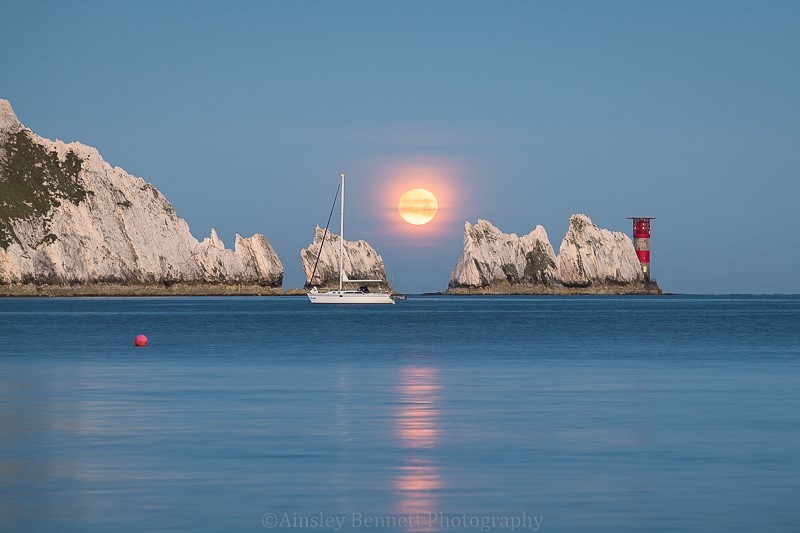 ab492 Summer Moonset at the Needles - The Needles and Alum Bay