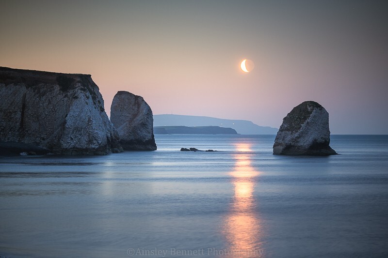 ab646 The Crescent Moon over Freshwater Bay - Latest Images