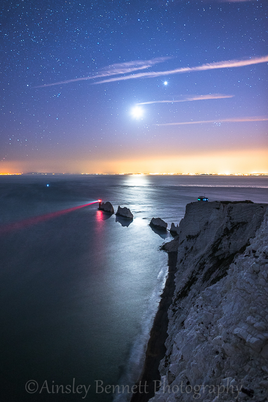 ab18 Moon and Venus conjunction Needles - The Needles and Alum Bay