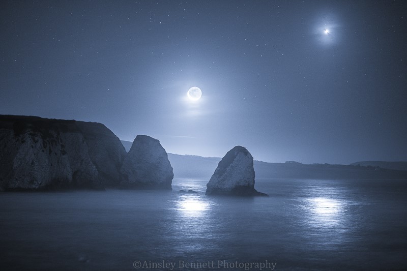 ab530 The Moon and Venus over Freshwater bay - Compton and Freshwater
