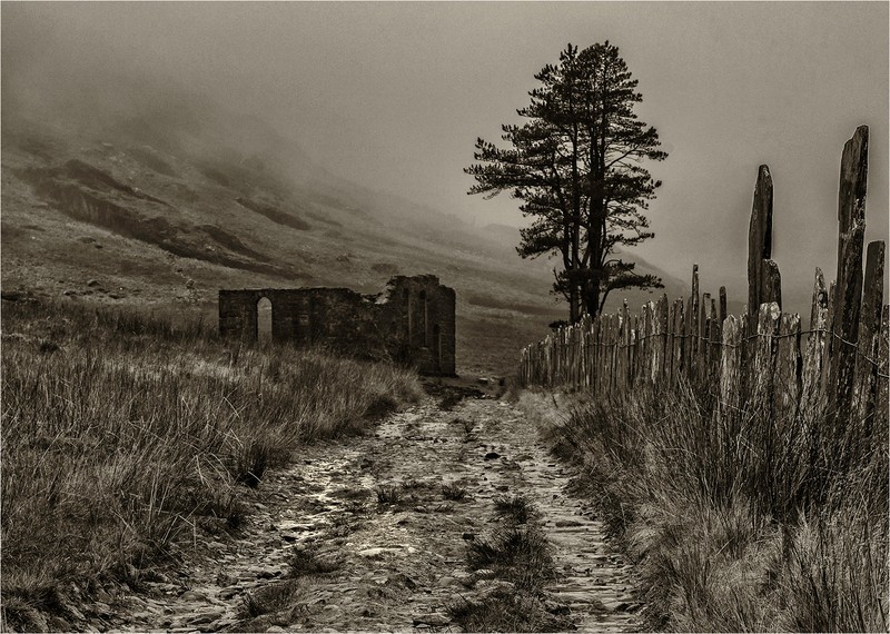 3rd Print-Rhosydd Chapel Cwmorthin-Neil Thomas - Landscape
