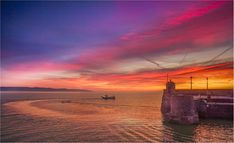 2nd Print The Fishing Boat Dave Bolton - Landscape