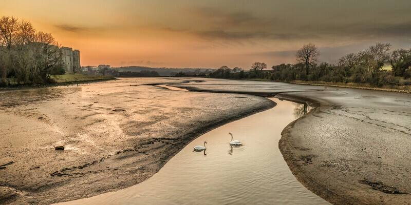 BRONZE Dave Bolton  Carews setting sun  - Landscapes