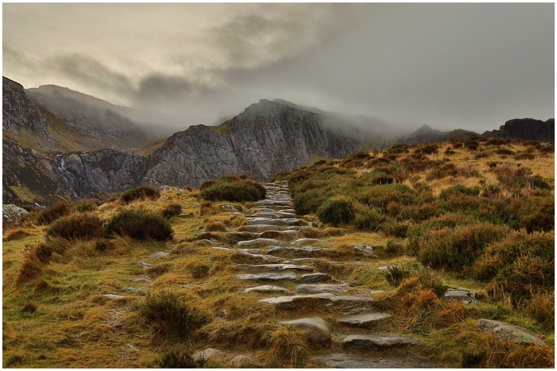 Jo Ashton 7 Path to Cwm Idwal - Mike Rowe Digitals