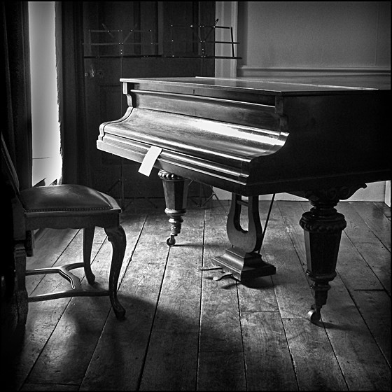 SILENT - INTERIORS