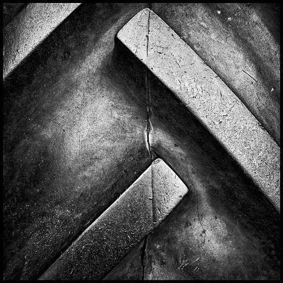 TYRED - ABSTRACT