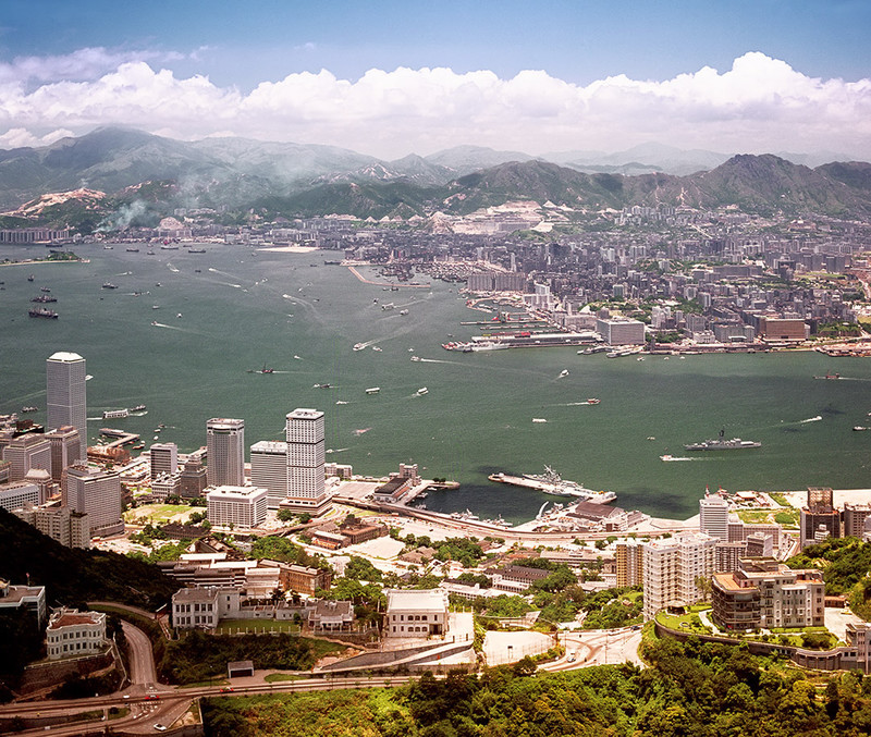 KM-109 Over the Peak & Harbour from the air - 1977 - Hong Kong in the 70s and 80s