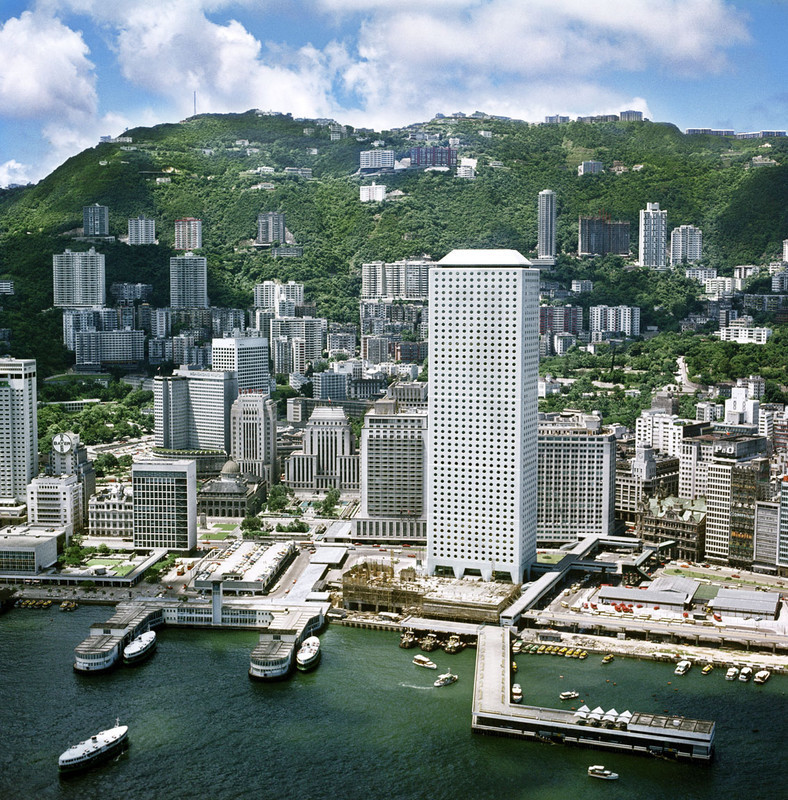 KM-102 Central from the air - 1975 - Hong Kong in the 70s and 80s