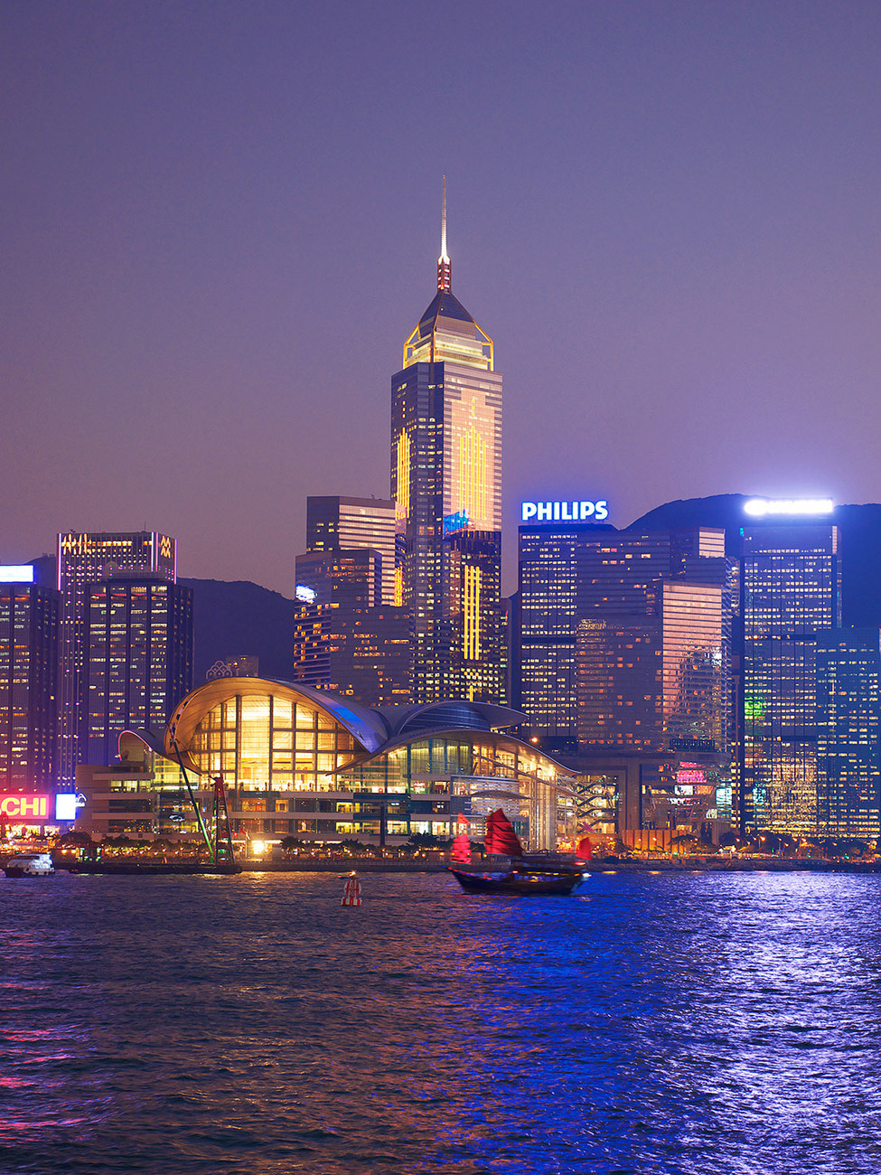KM-169M Convention centre and Aqua Luna junk - 2012 - Hong Kong - Contemporary