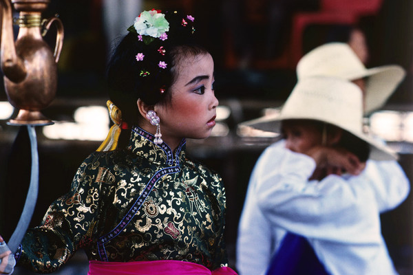 KM-228 Girl in Cheung Chau Bun Festival procession - 1978 - Hong Kong in the 70s and 80s